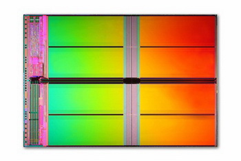 Micron 32 nm flash memory